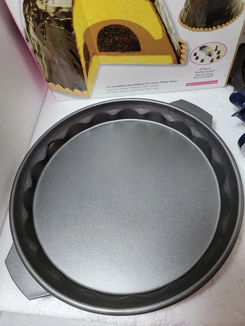 Gourmet Trends 4-Piece Filled Cake Set with Decorating Kit